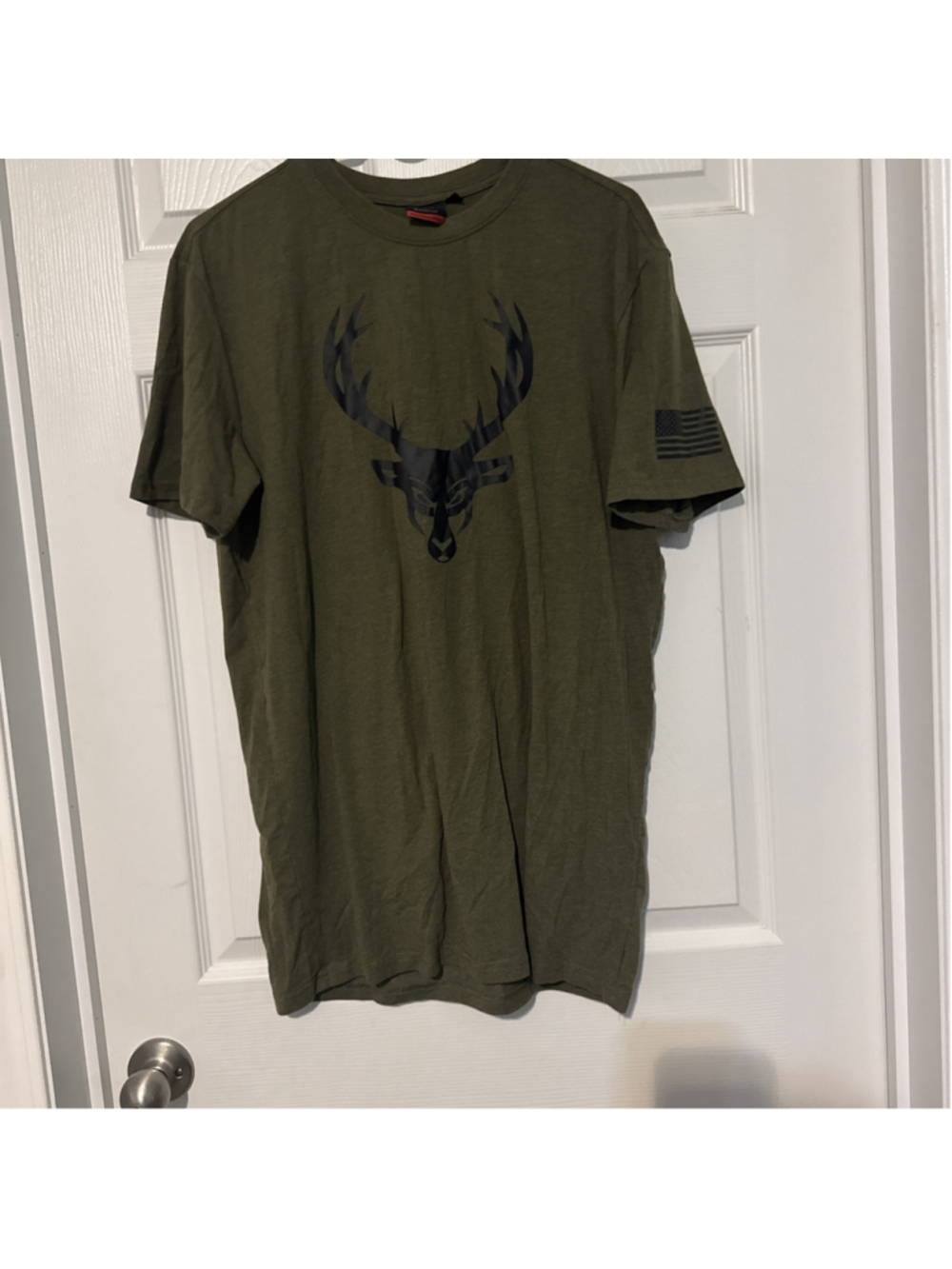 Bucked Up T-Shirt Mens XL Green Deer American Flag Hunting Patriotic Shirt EUC